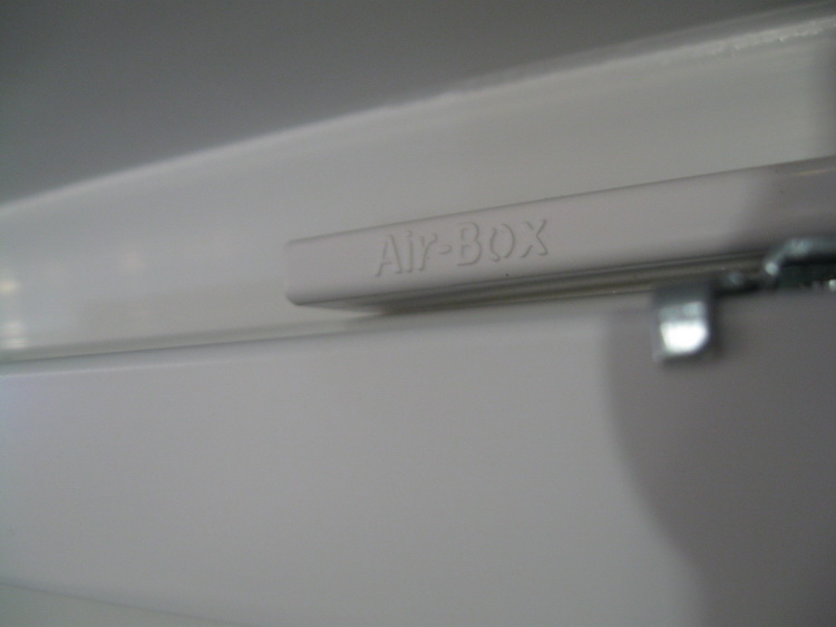 Оконный вентиляционный приточный клапан Air-Box Comfort